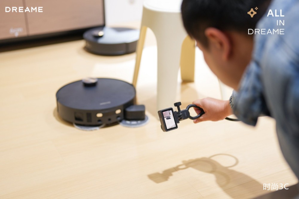 展现全球高端第一的硬核实力，追觅扫地机多款新品引爆AWE